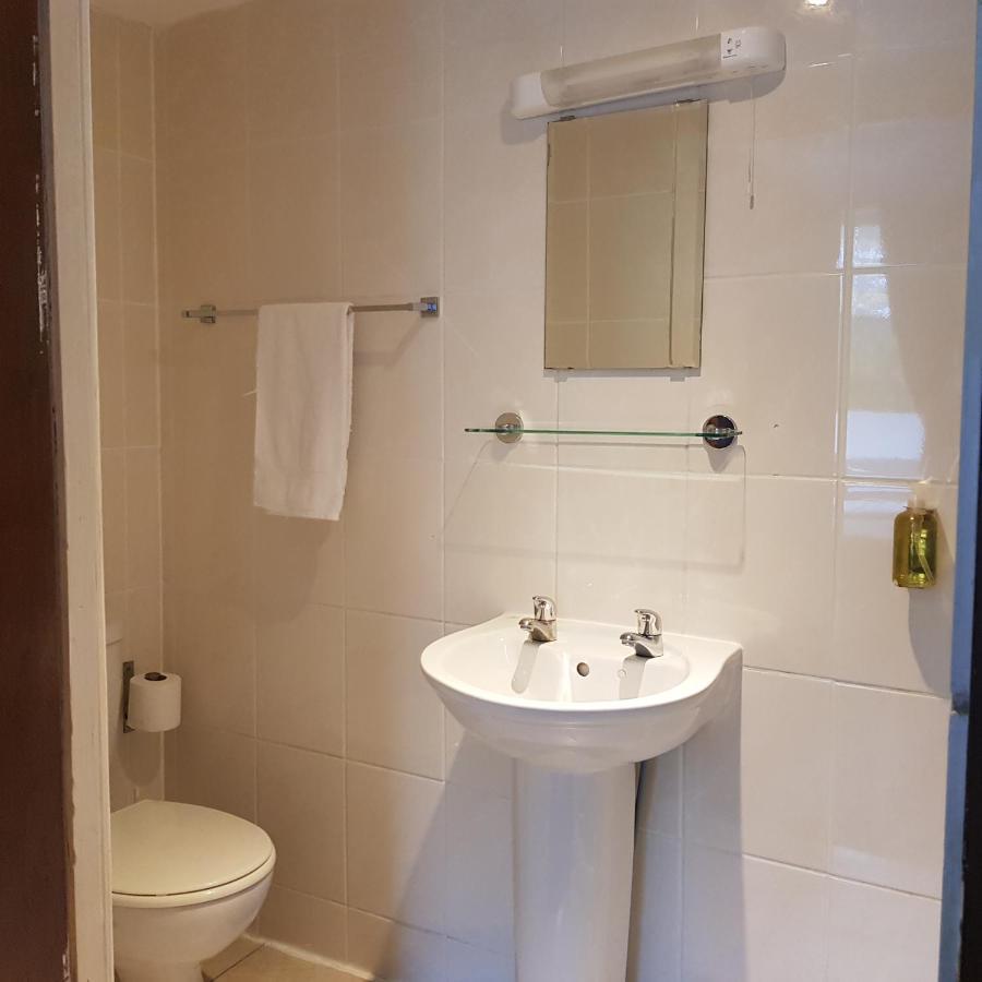 Family Room Shower,1029512851:JPEG