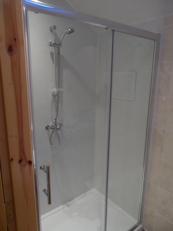 Chambre Double Confort avec Salle de Bains Privative