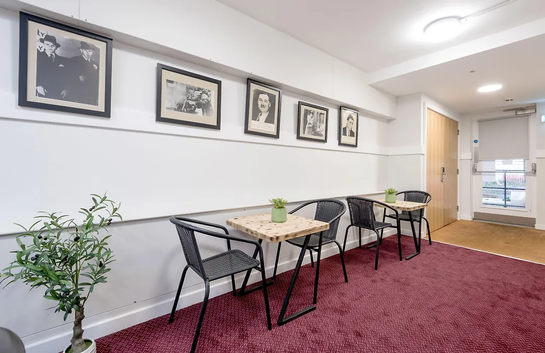 Smith Place Hotel-1