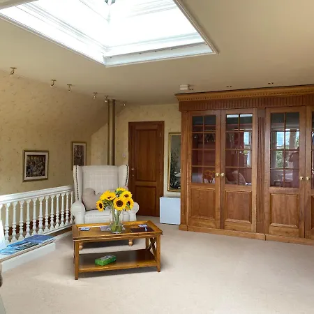 Claremont House-2