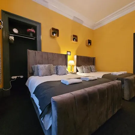 Stay - Gilmore Guesthouse-2