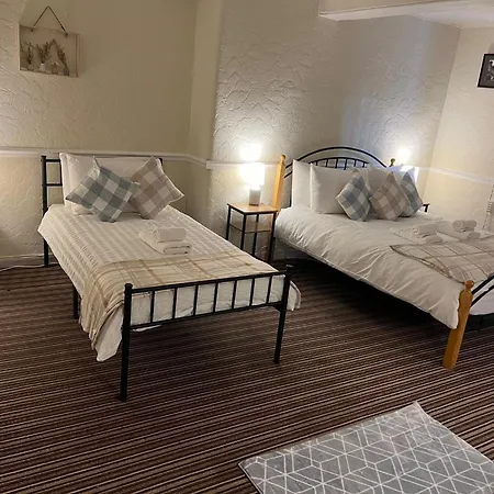 Edinburgh Travel Guest House-3