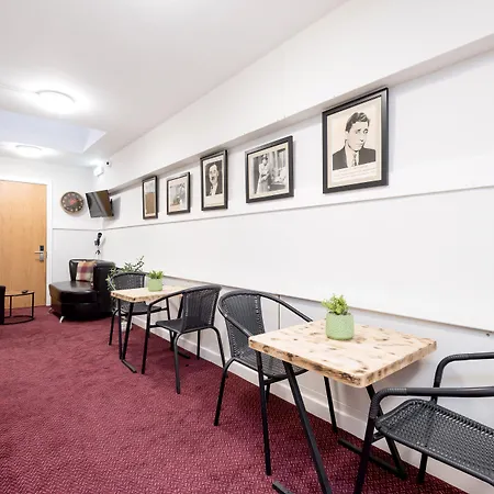 Smith Place Hotel-2
